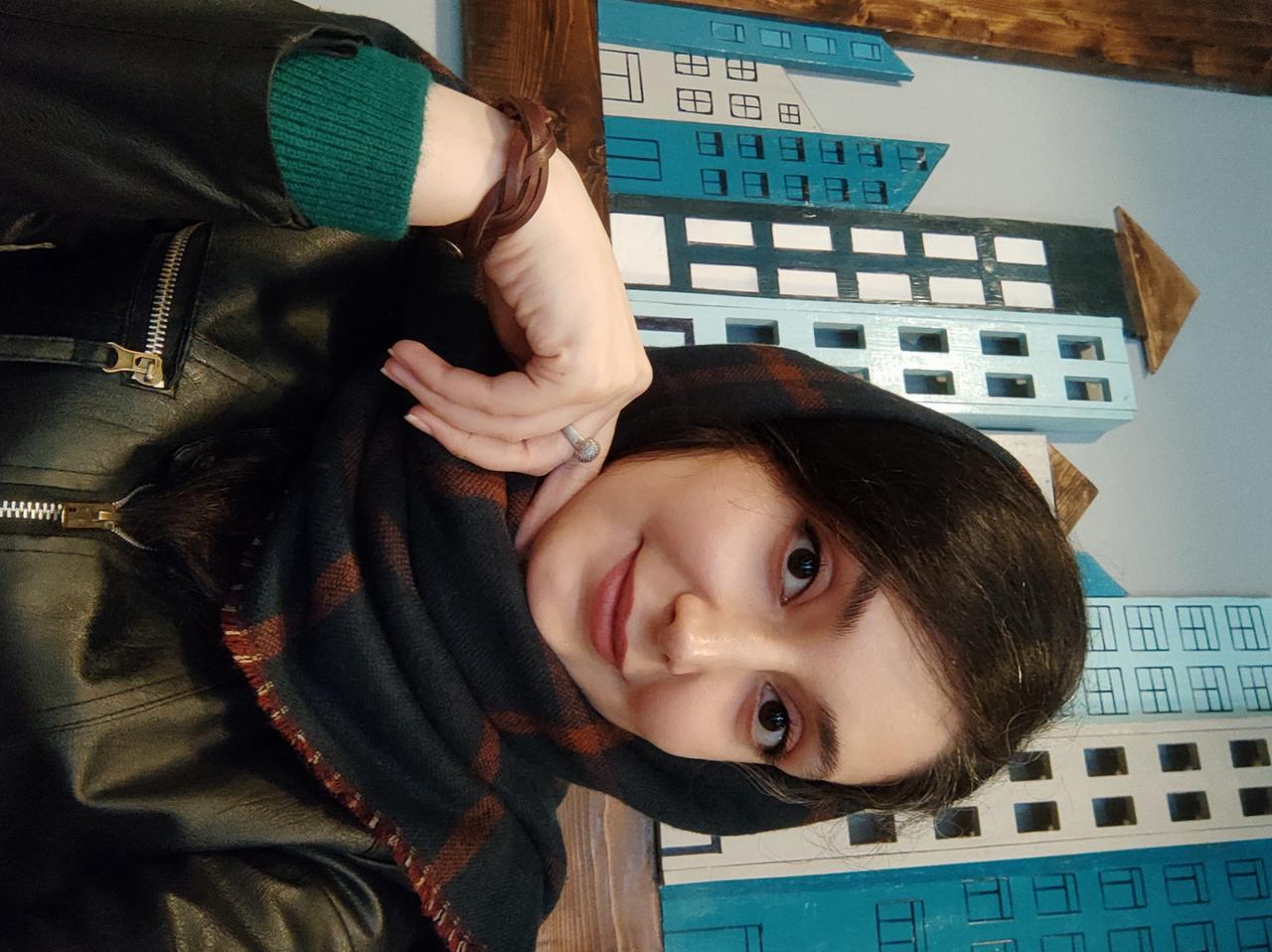 زهرا سوری